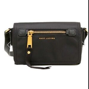 Marc Jacobs Trooper Canvas Crossbody Bag Black W Gold Accents Adjustable Strap S